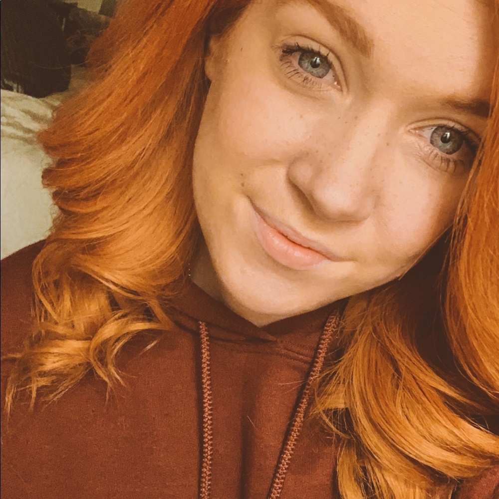 Meet your Posher, Clary